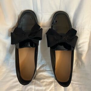 Elegant Black Bow Loafers